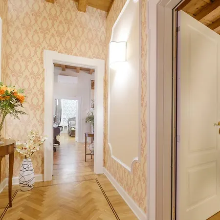 Boutique Al Chiostro De San Salvar