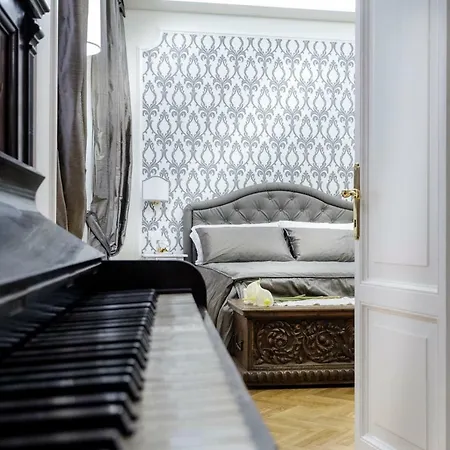Boutique Al Chiostro De San Salvar Guest house